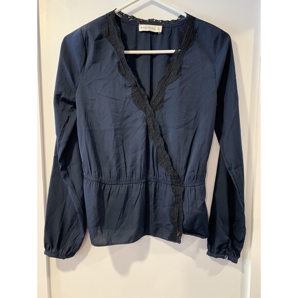 Abercrombie & Fitch Tops - Abercrombie & Fitch  Blouse Top XS  Blue Long Sleeve V-Neck Lace y2k babydoll